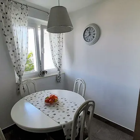 Hana Lägenhet Omiš